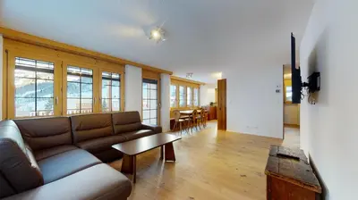 Ein Sitzbereich in der Unterkunft Haus Marietta - Leukerbad