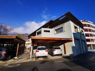 Das Gebäude in dem sich die Ferienwohnung befindet