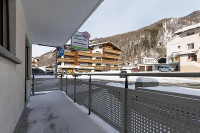 Ein allgemeiner Bergblick oder ein Berglick von der Ferienwohnung aus