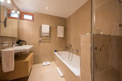 Ein Badezimmer in der Unterkunft Chalet Shalimar