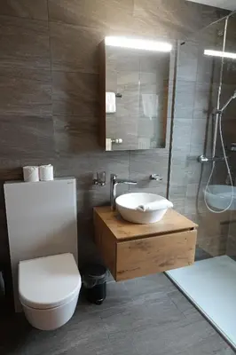 Ein Badezimmer in der Unterkunft B&B Hotel Alpenrösli