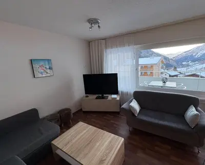 Ein allgemeiner Bergblick oder ein Berglick von der Ferienwohnung aus