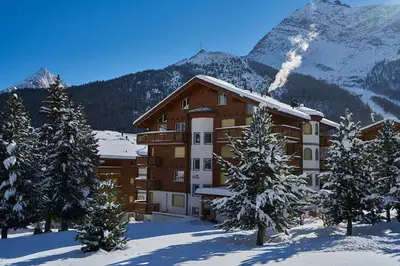 Ein allgemeiner Bergblick oder ein Berglick von der Ferienwohnung aus