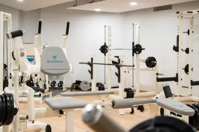 Das Fitnesscenter und/oder die Fitnesseinrichtungen in der Unterkunft Walliserhof Grand-Hotel & Spa Relais & Châteaux