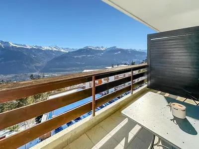 Ein allgemeiner Bergblick oder ein Berglick von der Ferienwohnung aus