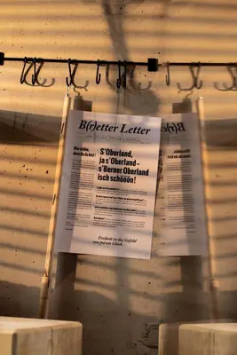 Ein Zertifikat, Auszeichnung, Logo oder anderes Dokument, das in der Unterkunft Bretterhotel ausgestellt ist