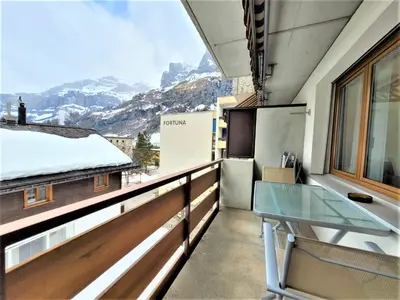 Ein allgemeiner Bergblick oder ein Berglick von der Ferienwohnung aus