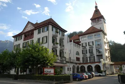 Das Gebäude in dem sich das Hotel befindet