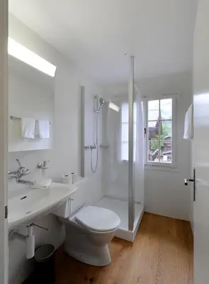 Ein Badezimmer in der Unterkunft Hotel-Restaurant zum Gade