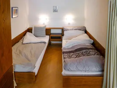 Ein Bett oder Betten in einem Zimmer der Unterkunft Apartment Ringstrasse Apt 126 by Interhome