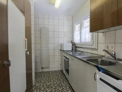 Küche/Küchenzeile in der Unterkunft Apartment Casa Yolanda 1- OG Süd by Interhome