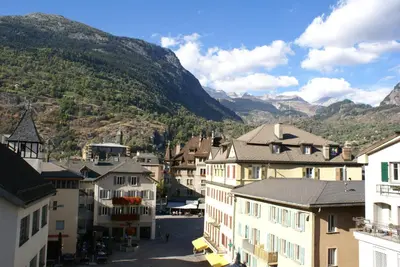 Ein allgemeiner Bergblick oder ein Berglick von des Hotels aus