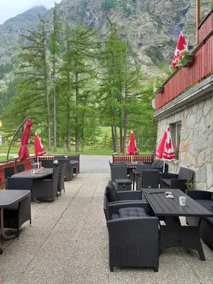 Ein allgemeiner Bergblick oder ein Berglick von der Pension aus