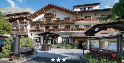 Das Gebäude in dem sich das Hotel befindet