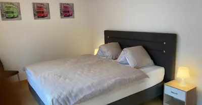 Ein Bett oder Betten in einem Zimmer der Unterkunft Ferienwohnung Chirchgass