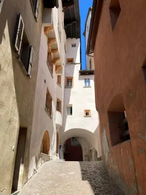Das Gebäude in dem sich die Ferienwohnung befindet