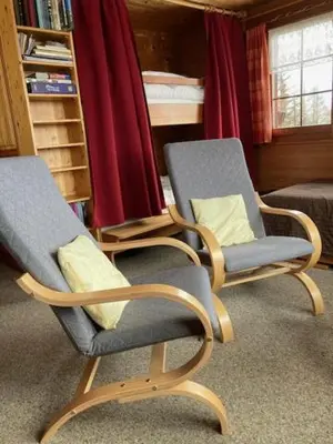 Ein Sitzbereich in der Unterkunft Chalet Balfrin Alpweg 9, 3987 Riederalp