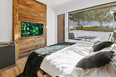 Ein Bett oder Betten in einem Zimmer der Unterkunft Studio rénové et chaleureux en plein centre