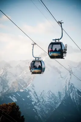 Ein allgemeiner Bergblick oder ein Berglick von der Ferienwohnung aus