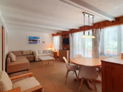 Ein Sitzbereich in der Unterkunft Studio Panorama 66 by Interhome