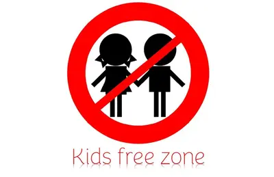 Kinder, die in der Unterkunft Tiny Timeout übernachten