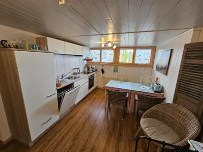 Küche/Küchenzeile in der Unterkunft WHITE HOME IN AESCHI BEI SPIEZ