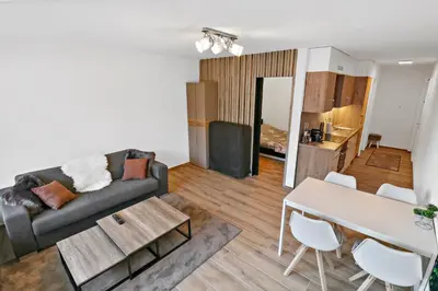 Ein Sitzbereich in der Unterkunft Appartement cosy et rénové au cœur de la station