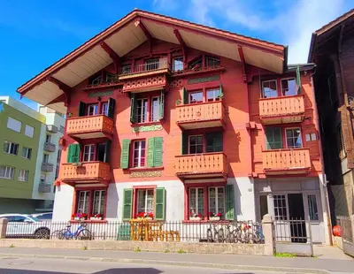 Das Gebäude in dem sich die Ferienwohnung befindet