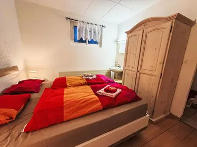 Ein Bett oder Betten in einem Zimmer der Unterkunft Apartment Rosablanche-108 by Interhome