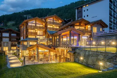 Ein allgemeiner Bergblick oder ein Berglick von der Ferienwohnung aus