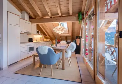 Küche/Küchenzeile in der Unterkunft Chalet Rose Penthouse Residence