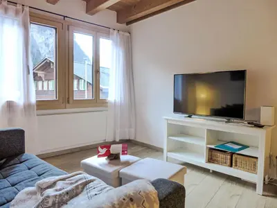 TV/Unterhaltungsangebot in der Unterkunft Apartment Schwendi 3 by Interhome
