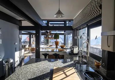 Ein Sitzbereich in der Unterkunft Lauchernalp Resort Residences