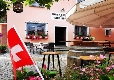 Ein Restaurant oder anderes Speiselokal in der Unterkunft Antica Osteria Ghiridone