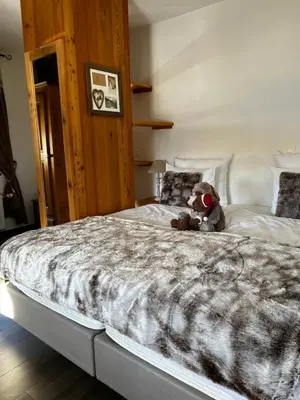 Ein Bett oder Betten in einem Zimmer der Unterkunft Hôtel de charme la Poste