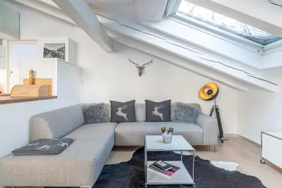 Ein Sitzbereich in der Unterkunft Haus La Rocca by Zermatt Premium Apartments