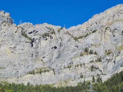 Ein allgemeiner Bergblick oder ein Berglick von der Ferienwohnung aus