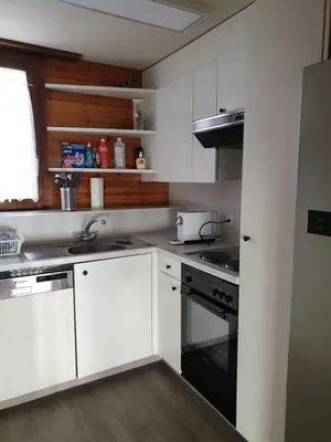 Küche/Küchenzeile in der Unterkunft Tschuggen 4