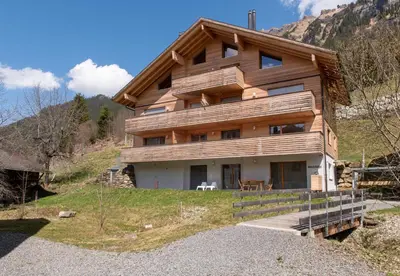 Ein allgemeiner Bergblick oder ein Berglick von der Ferienwohnung aus