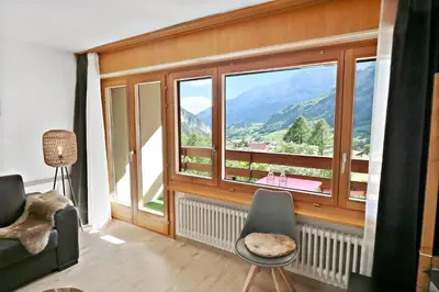 Ein allgemeiner Bergblick oder ein Berglick von der Ferienwohnung aus