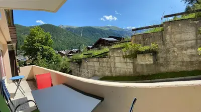 Ein allgemeiner Bergblick oder ein Berglick von der Ferienwohnung aus