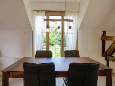 Ein Sitzbereich in der Unterkunft Apartment Henry's 202 by Interhome