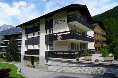Ein allgemeiner Bergblick oder ein Berglick von der Ferienwohnung aus