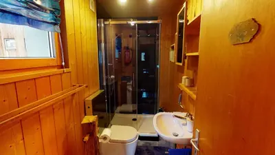 Ein Badezimmer in der Unterkunft Rosenhof RH1