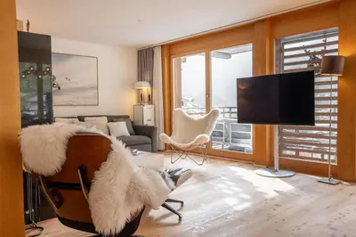 TV/Unterhaltungsangebot in der Unterkunft Zenith A Apartment by HomeFlow