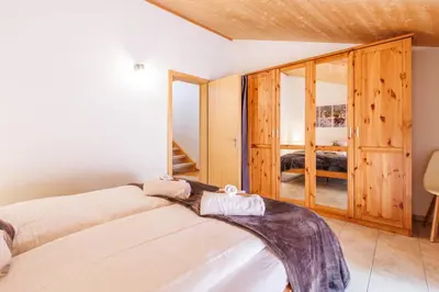 Ein Bett oder Betten in einem Zimmer der Unterkunft Kinohaus 3