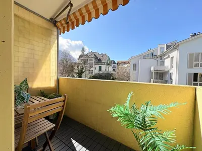 Ein Balkon oder eine Terrasse in der Unterkunft City Studio in Interlaken mit Parkplatz