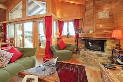 Ein Sitzbereich in der Unterkunft Chalet El Condor