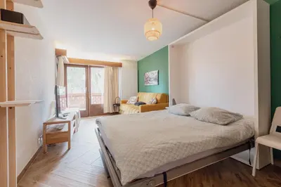 Ein Bett oder Betten in einem Zimmer der Unterkunft Cosy and modern apartment closed to the ski lift