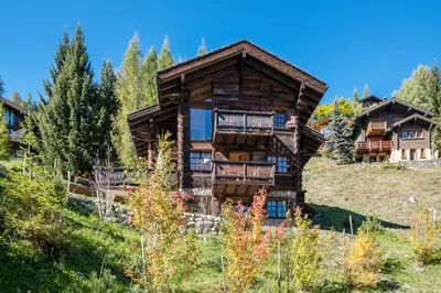 Grundriss der Unterkunft Chalet Lo Villâzo by Mrs Miggins